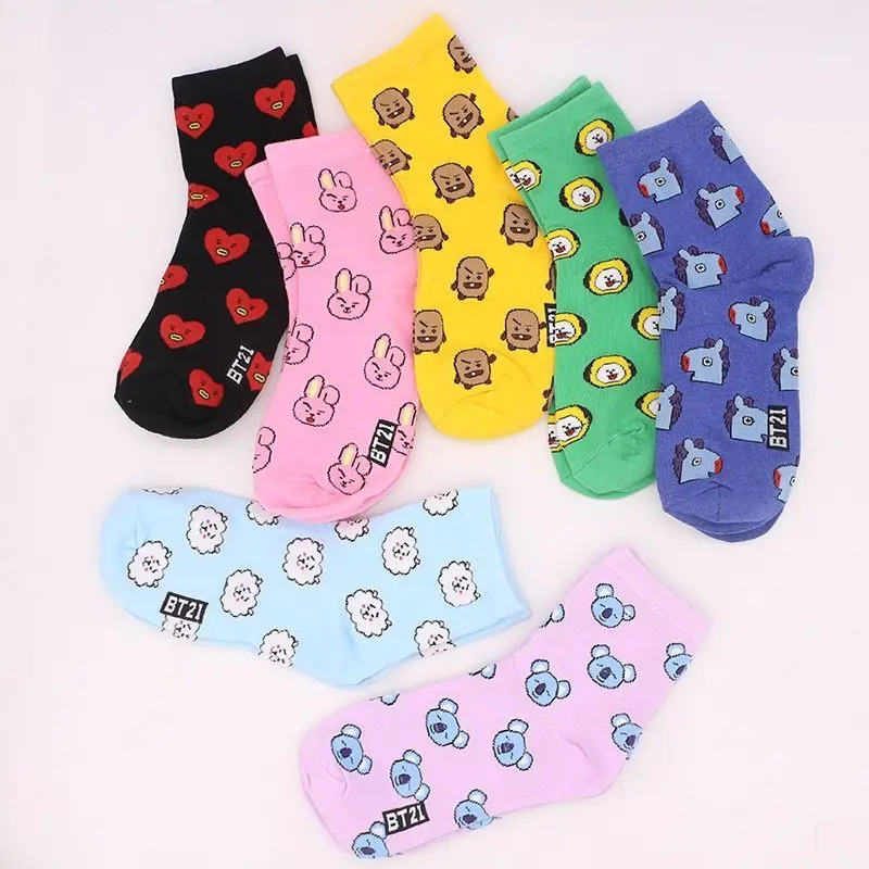 BT21、コヤ、RJ、クッキー、シューキー、タタ。ミドル丈の - Anime Cosplay Couple のレビューと価格